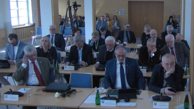 LX SESJA RADY POWIATU W POZNANIU