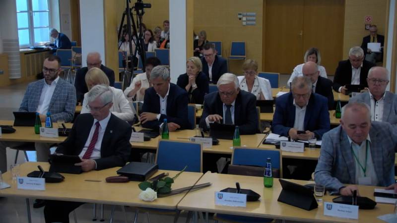 LII SESJA RADY POWIATU W POZNANIU